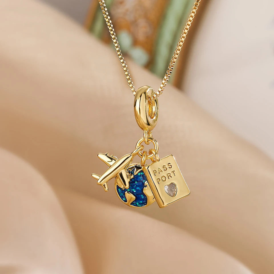 Light Luxury Titanium Steel Star Series Necklace for Women Gold Color Planet Moon Astronaut Pendant Necklaces Jewelry Gifts