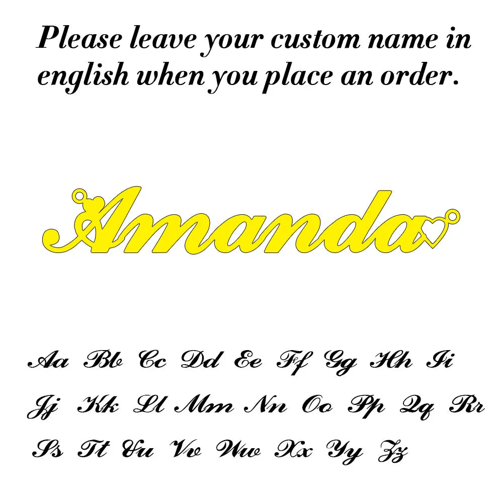 Custom Name Necklace Colar personalizado com nomes para mulheres, incluindo 'Ophelia', 'Summer', 'Madeline', 'Olivia' e 'Simona', em ouro.