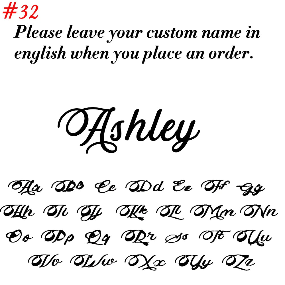 Custom Name Necklace Colar personalizado com nomes para mulheres, incluindo 'Ophelia', 'Summer', 'Madeline', 'Olivia' e 'Simona', em ouro.